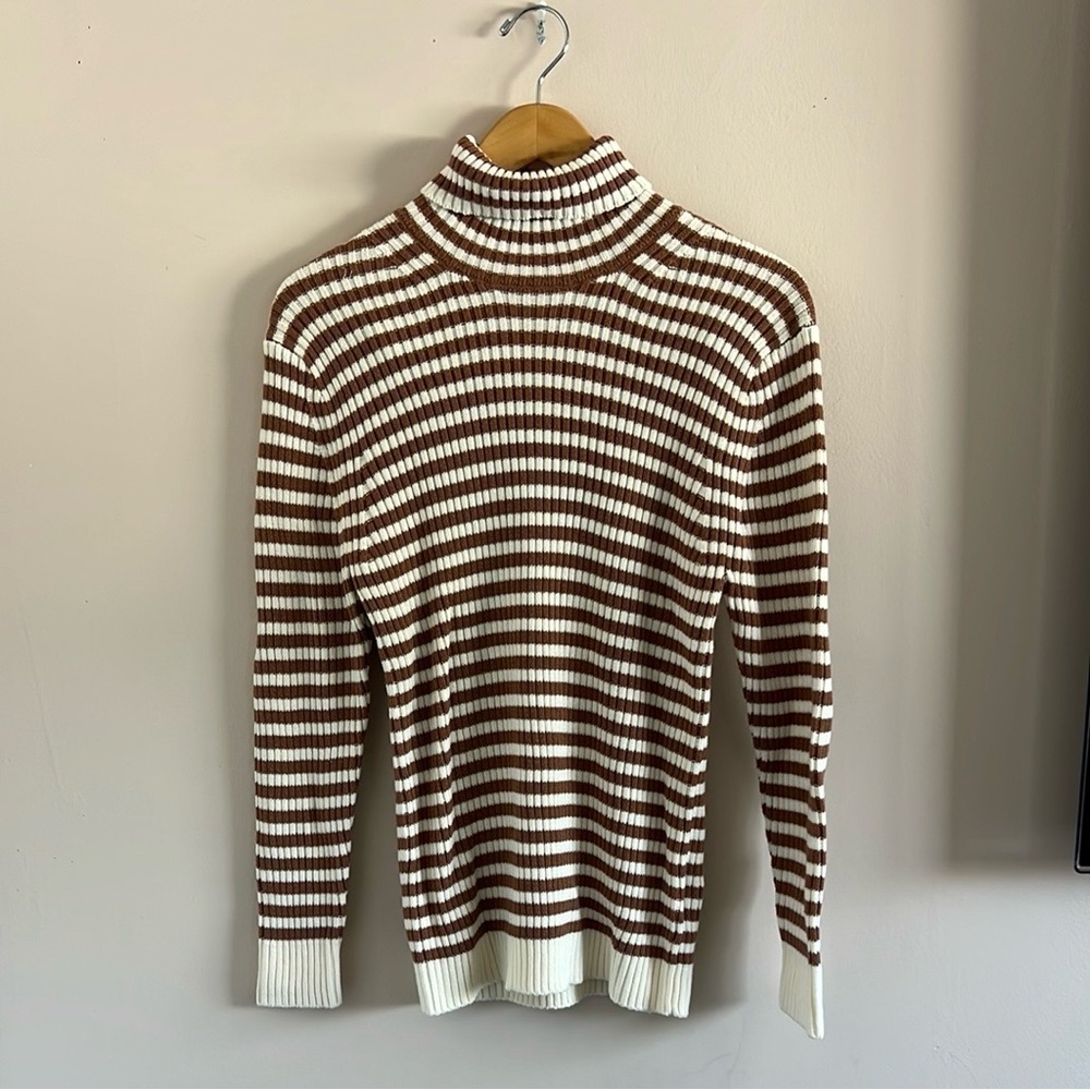 Girls’ Size 20 Brown & White Striped Ribbed Turtleneck Sweater – NWT 🍂🤍